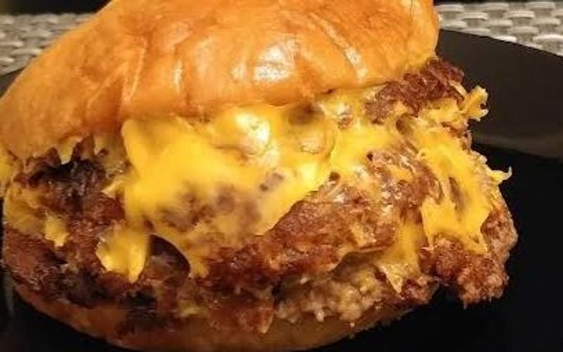 Smash Burgers With Crispy Edges