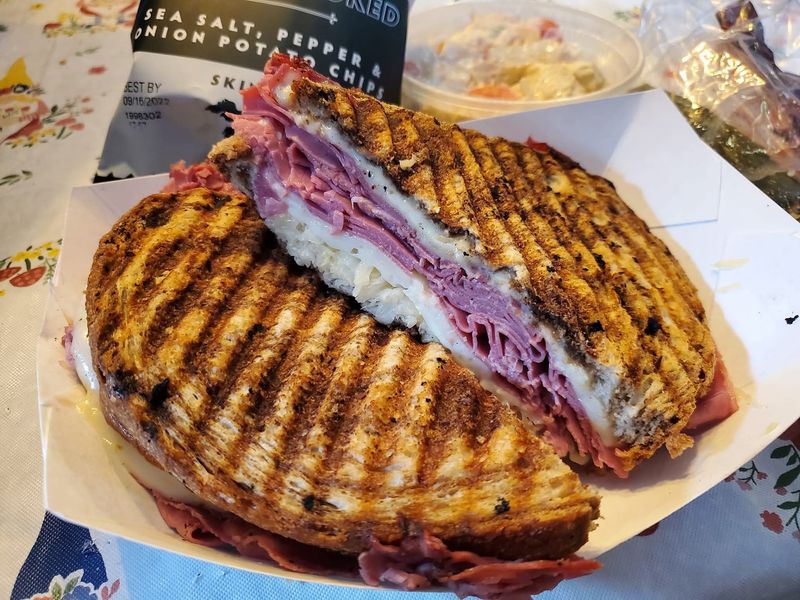Smokin' Olive Deli Smokin' Olive Deli