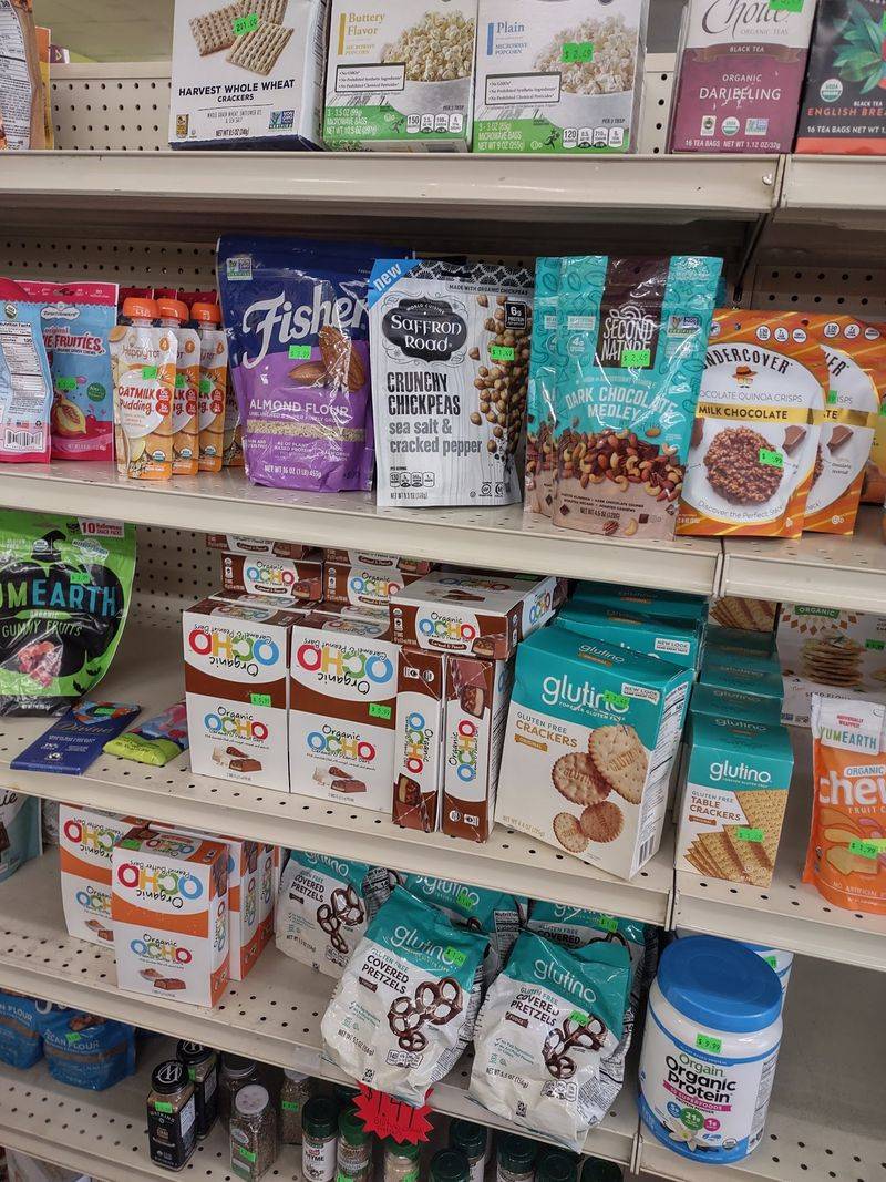 Snacks, Cereal, and Pantry Staples Snacks, Cereal, and Pantry Staples