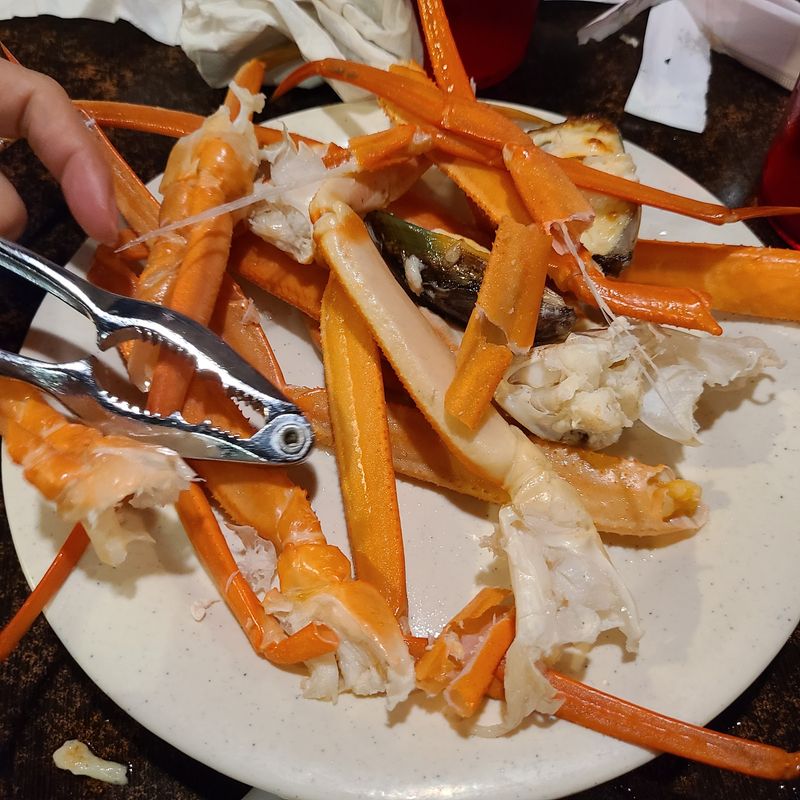 Snow Crab Legs That Steal the Show Snow Crab Legs That Steal the Show