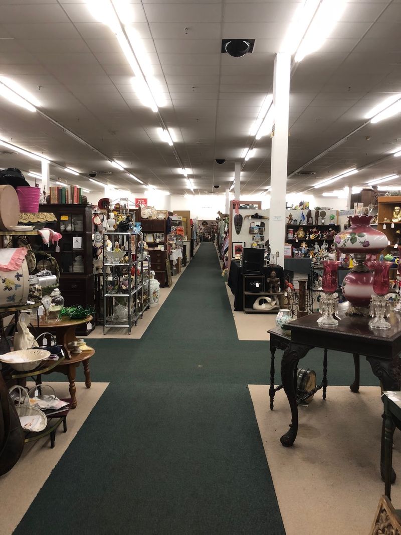 South County Antique Mall, St. Louis, Missouri South County Antique Mall, St. Louis, Missouri