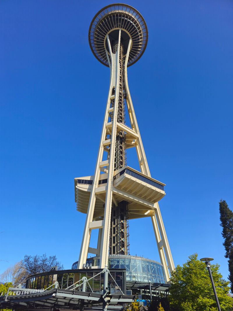 Space Needle, Seattle, Washington Space Needle, Seattle, Washington