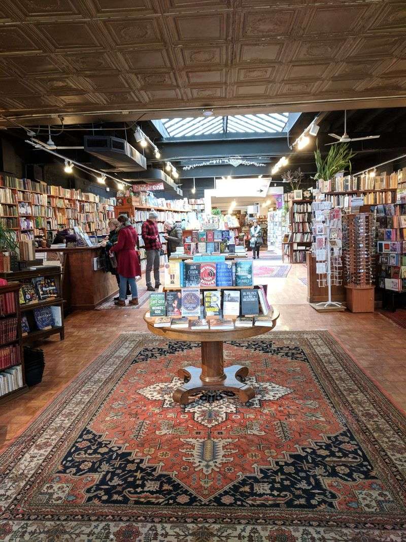 Staff Who Actually Know Their Books