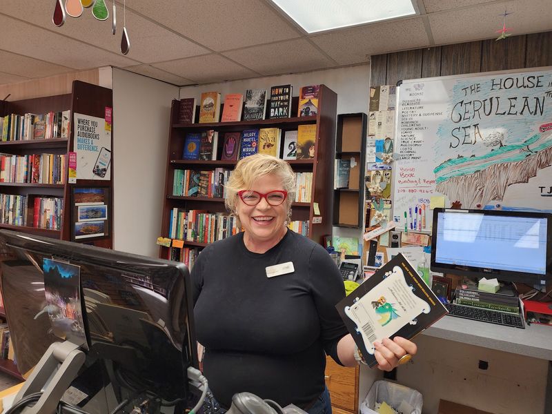Staff Who Actually Know What You Should Read Next Staff Who Actually Know What You Should Read Next