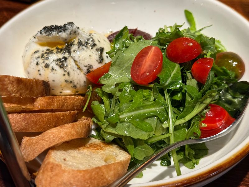 Standout Menu Items Beyond Pizza Standout Menu Items Beyond Pizza