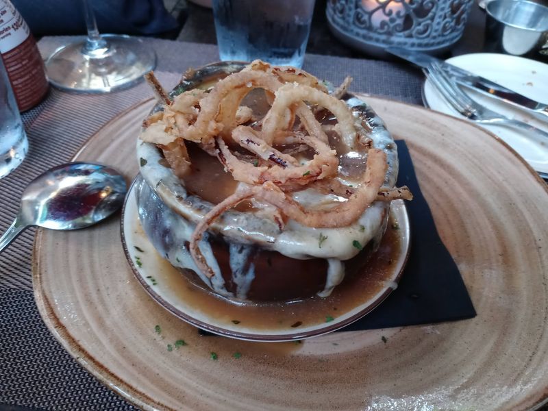 Starters Worth the Drive: Onion Soup and Crispy Artichokes Starters Worth the Drive: Onion Soup and Crispy Artichokes