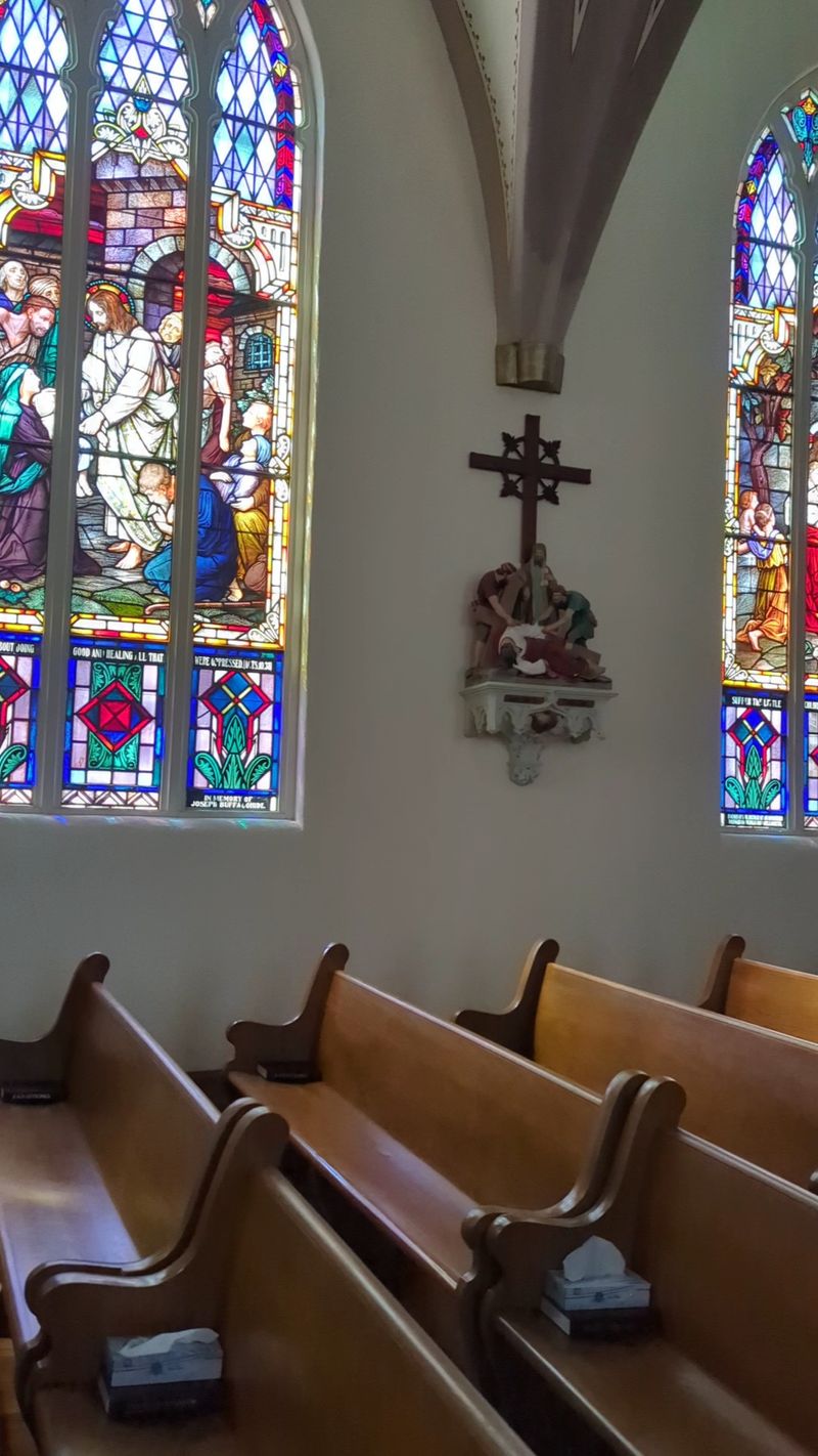 Stations of the Cross in Extraordinary Detail