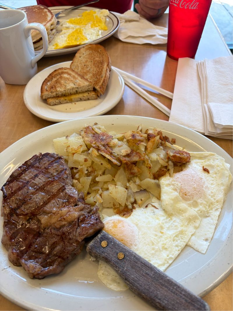 Steak and Eggs - A Diner Classic Done With Confidence Steak and Eggs - A Diner Classic Done With Confidence