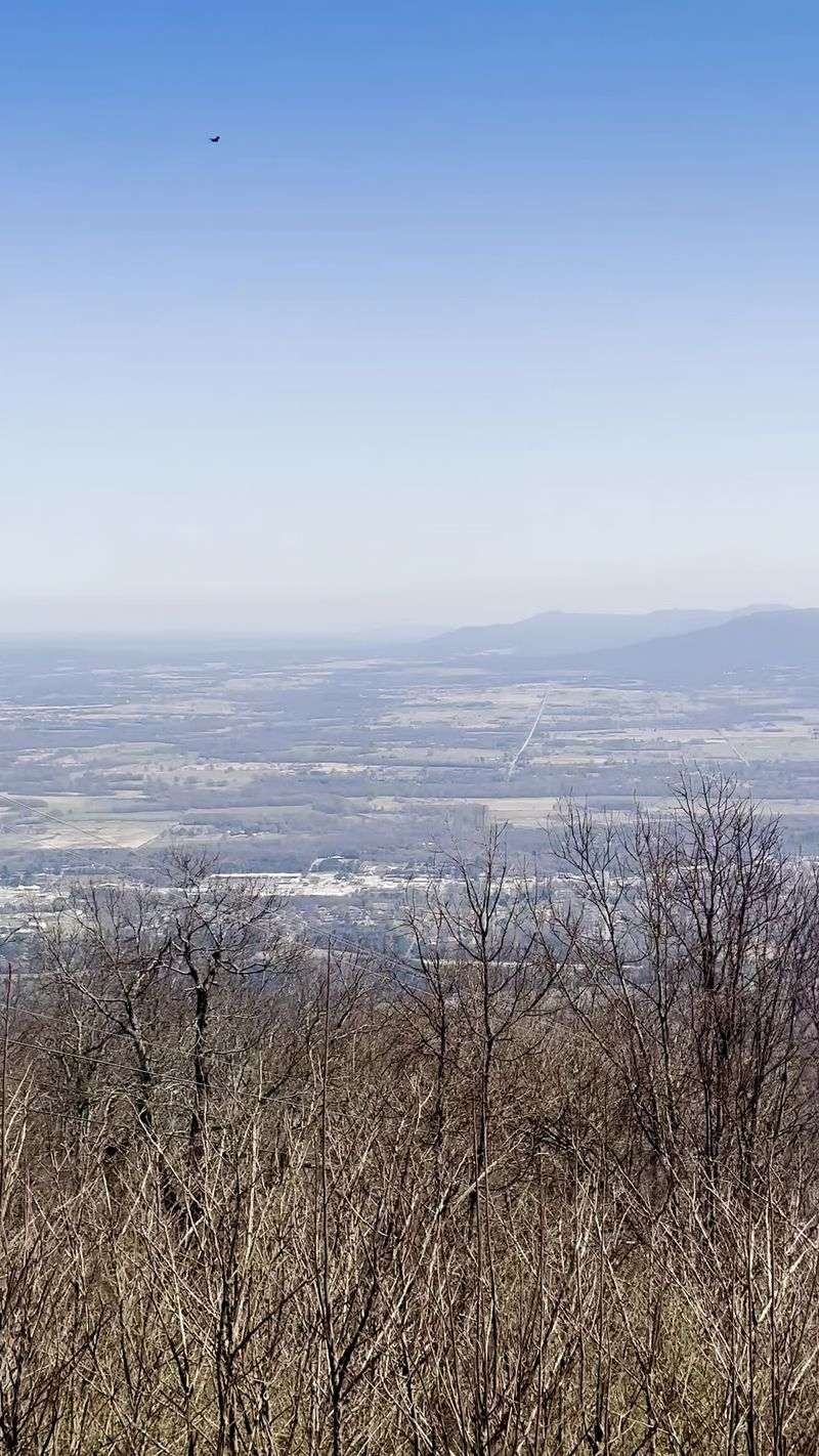 Summit Views That Earn Every Praise Summit Views That Earn Every Praise