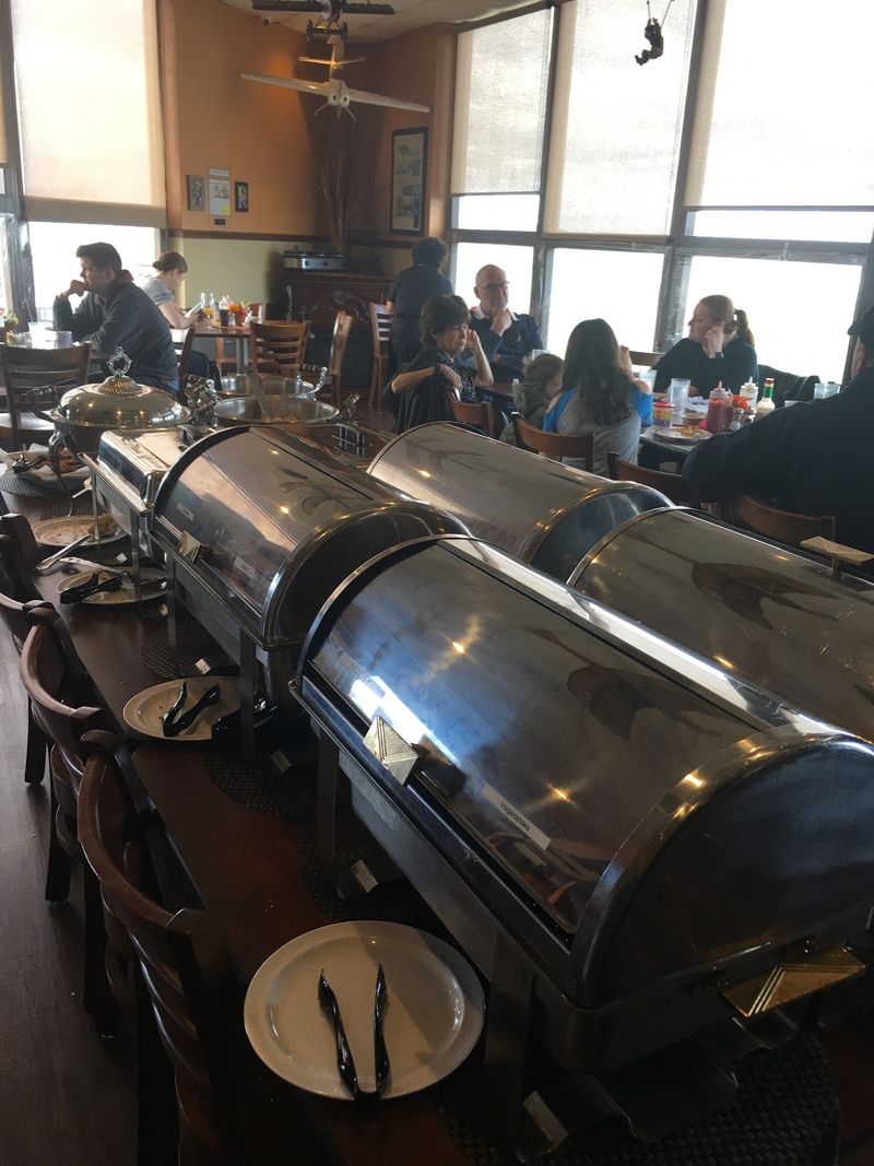 Sunday Brunch Buffet Worth Circling