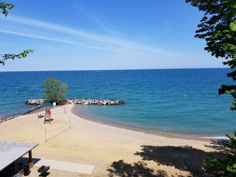 Sunrise Beach, Lake Bluff, IL Sunrise Beach, Lake Bluff, IL