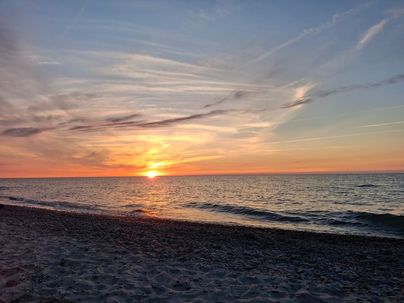 Sunsets That Stop You Mid-Sentence Sunsets That Stop You Mid-Sentence