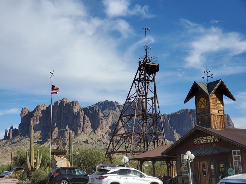 Superstition Mountain Scenery