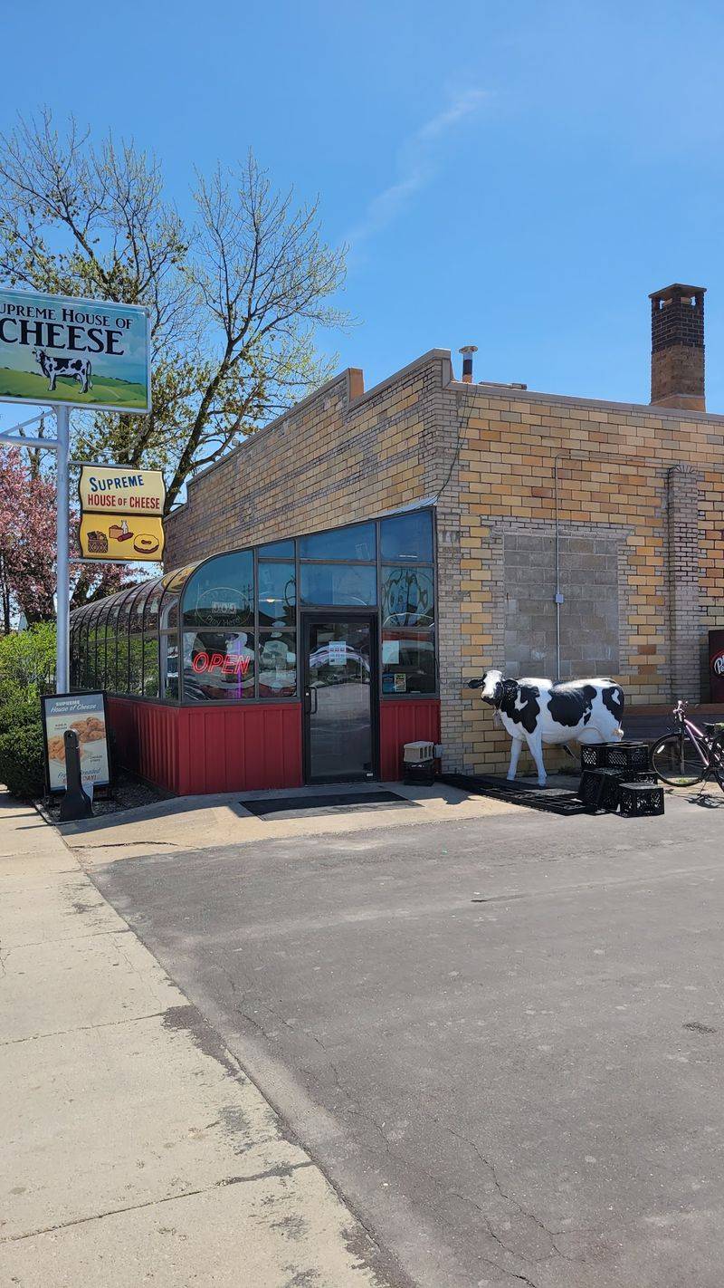 Supreme House of Cheese, Toluca, IL Supreme House of Cheese, Toluca, IL