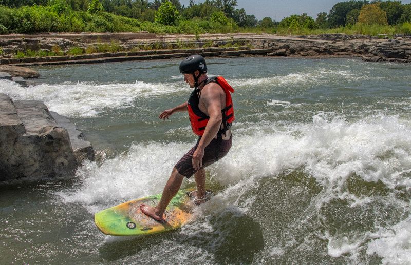 Surfing and Boogie Boarding on the Standing Wave Surfing and Boogie Boarding on the Standing Wave