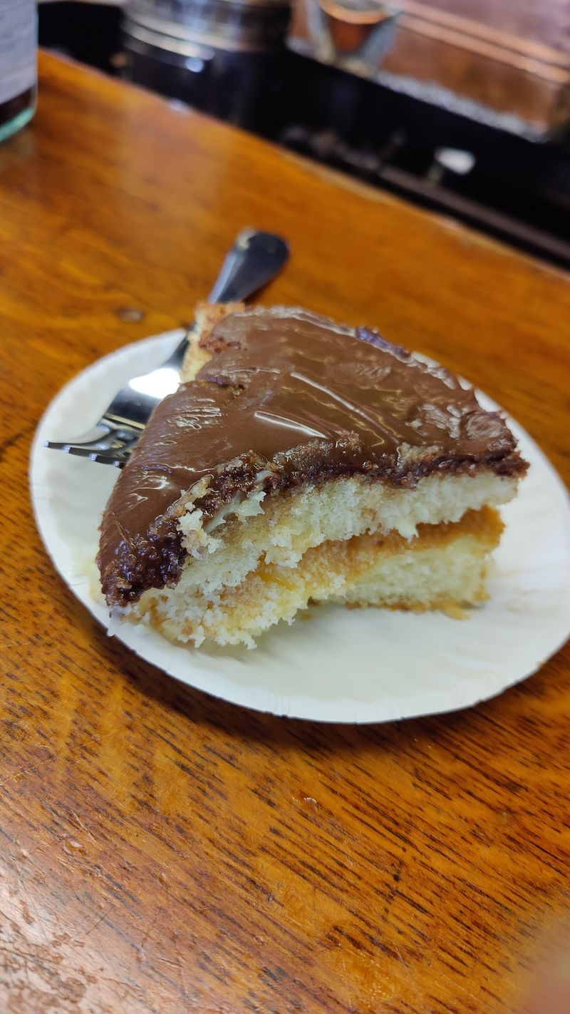 Sweet Endings and Old-School Sips