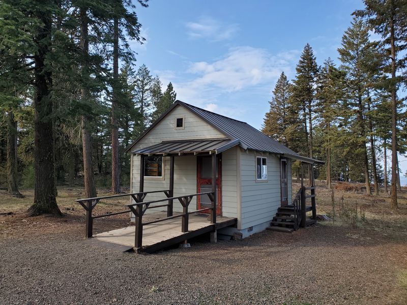 Tamarack Lookout Cabin, Kimberly, OR Tamarack Lookout Cabin, Kimberly, OR