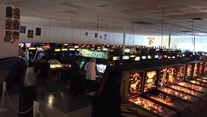 The Atmosphere: Neon Glow, Retro Sounds, and Pure Nostalgia The Atmosphere: Neon Glow, Retro Sounds, and Pure Nostalgia