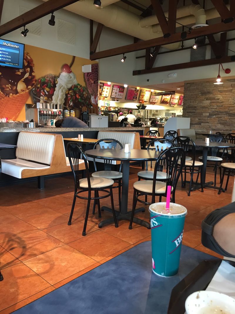The Atmosphere - Retro Comfort With a Neighborhood Feel The Atmosphere - Retro Comfort With a Neighborhood Feel