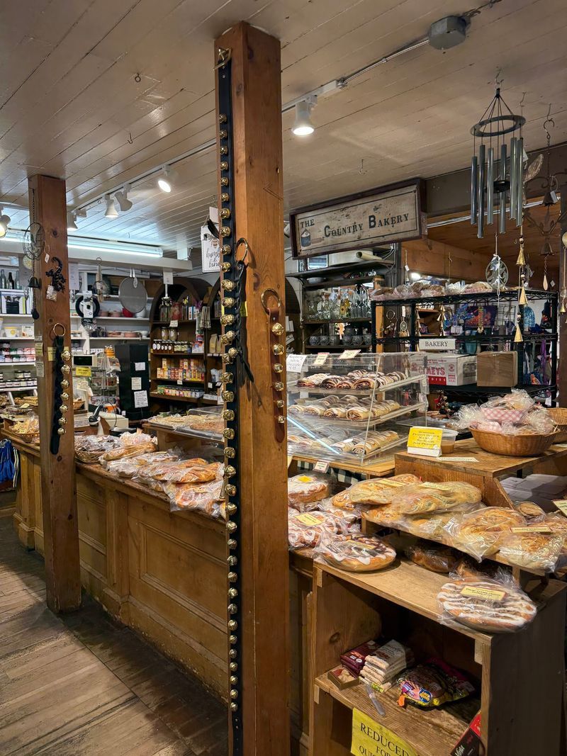 The Bakery Hidden in the Back