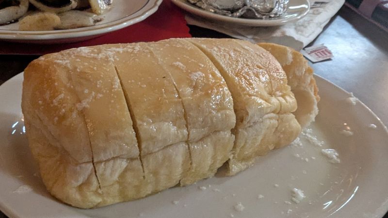 The Bread That Arrives Before You Even Order The Bread That Arrives Before You Even Order