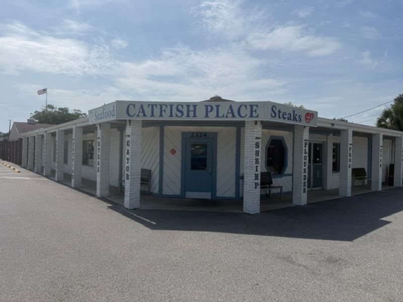 The Catfish Place, Florida, St Cloud