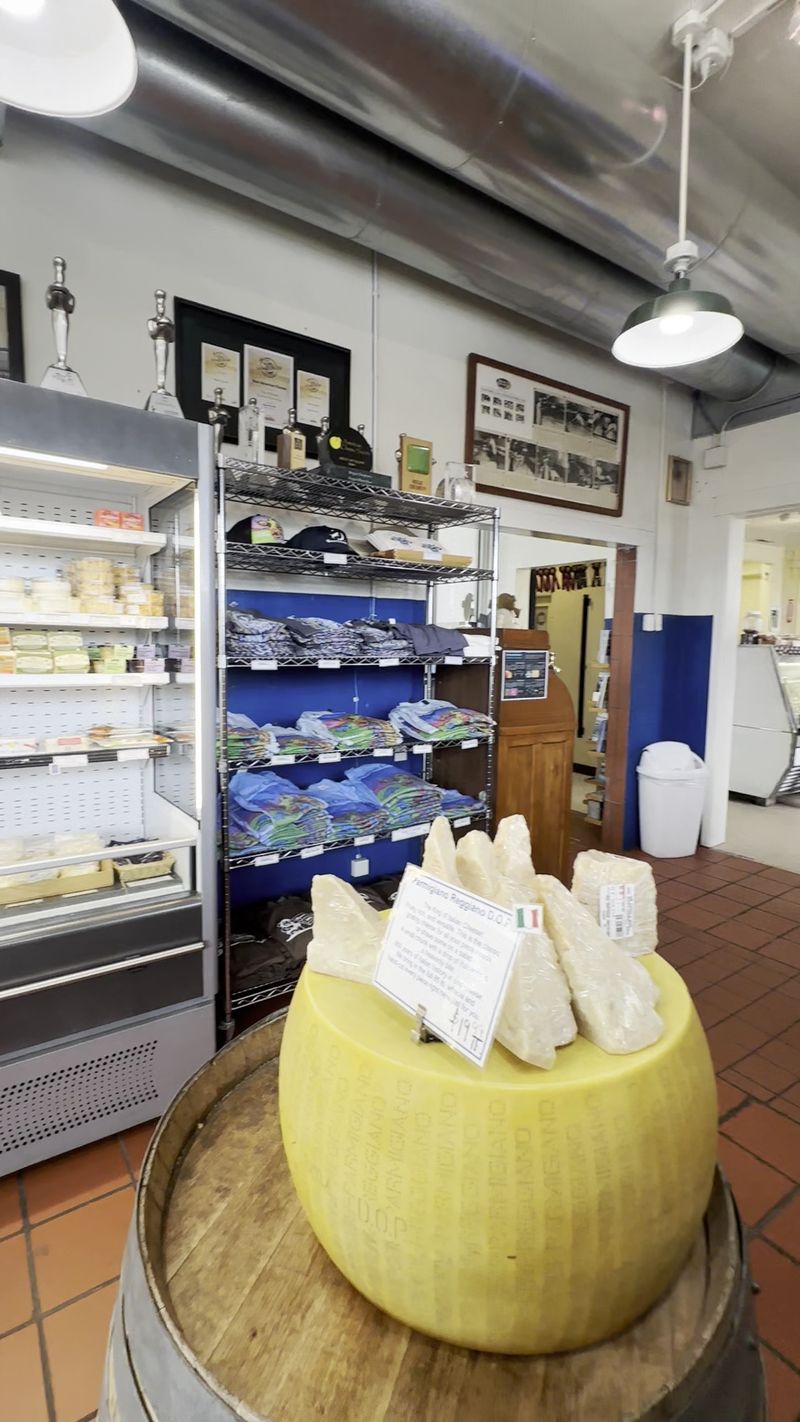 The Cheddar That Steals the Show The Cheddar That Steals the Show
