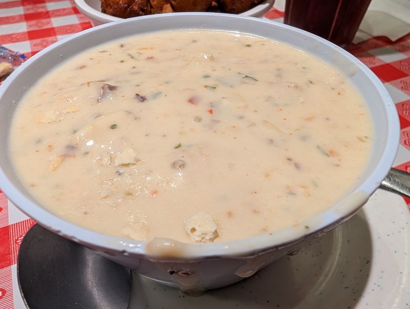 The Chowder That Wears a Championship Crown The Chowder That Wears a Championship Crown