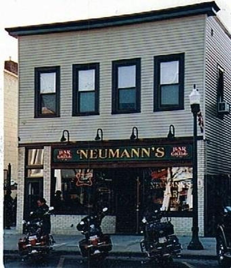 The Claim That Started It All: Minnesota's Oldest Bar The Claim That Started It All: Minnesota's Oldest Bar