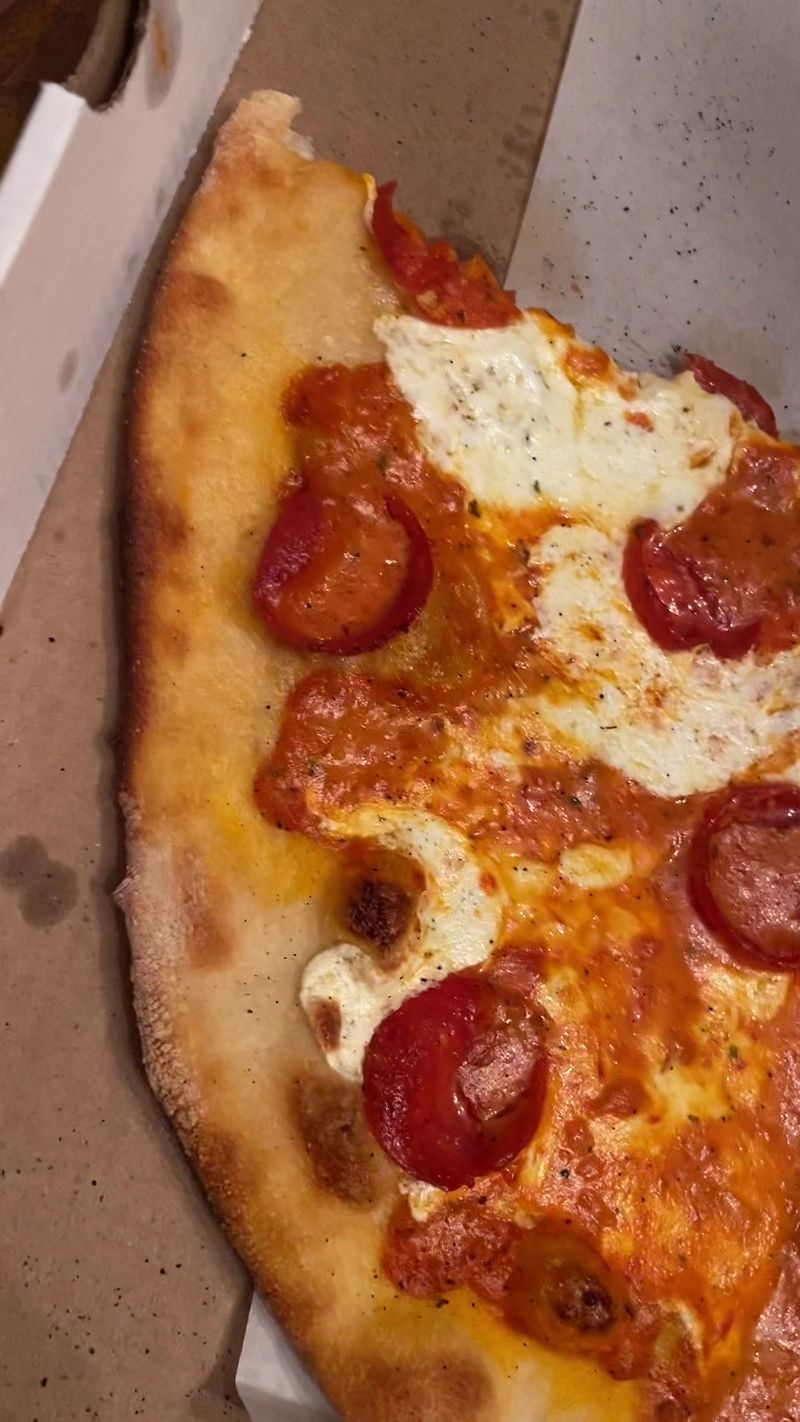 The Crust Conversation That Keeps Coming Back