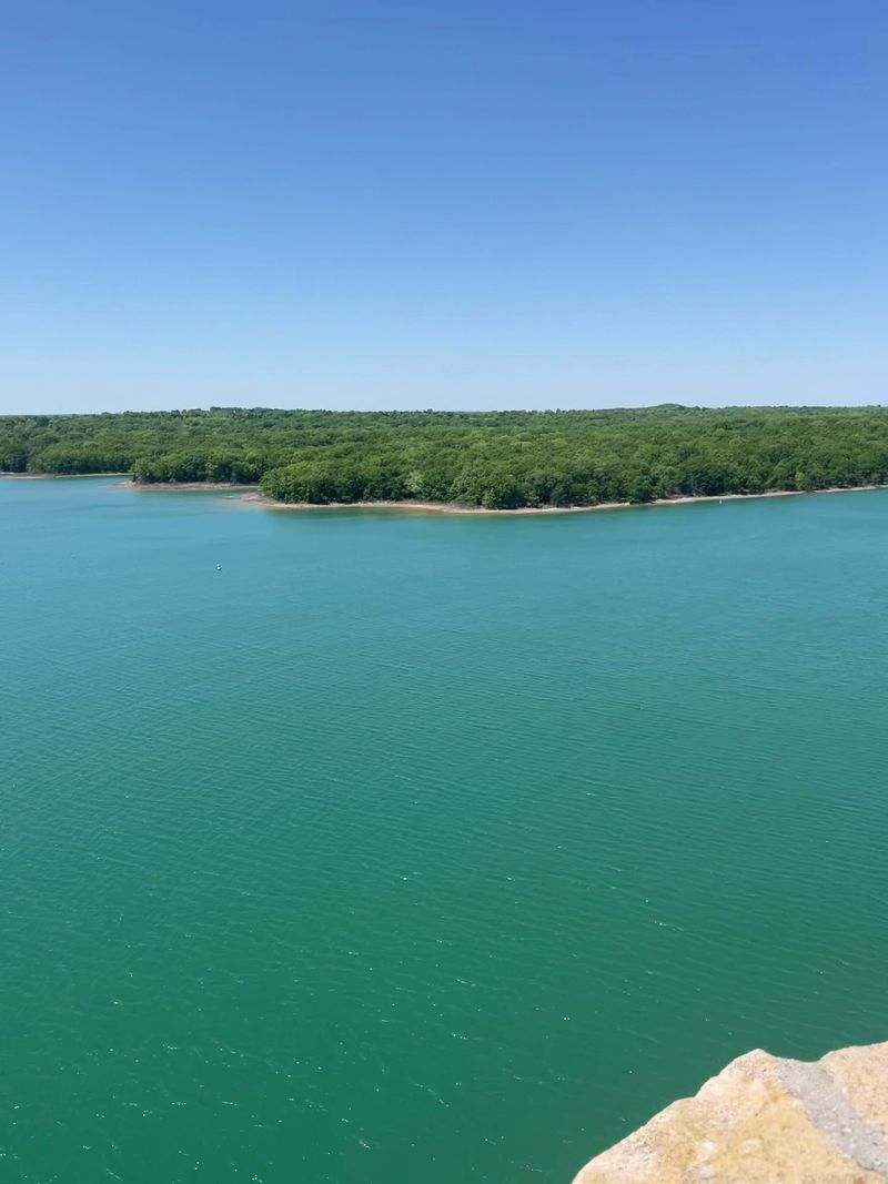 The Crystal-Clear Water That Sets Lake Murray Apart The Crystal-Clear Water That Sets Lake Murray Apart