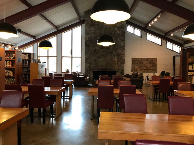 The Dining Hall Where Phones Go Quiet The Dining Hall Where Phones Go Quiet