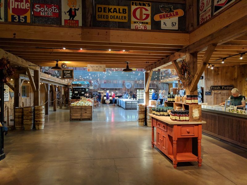 The Farm Market Barn and Its Remarkable Spread The Farm Market Barn and Its Remarkable Spread