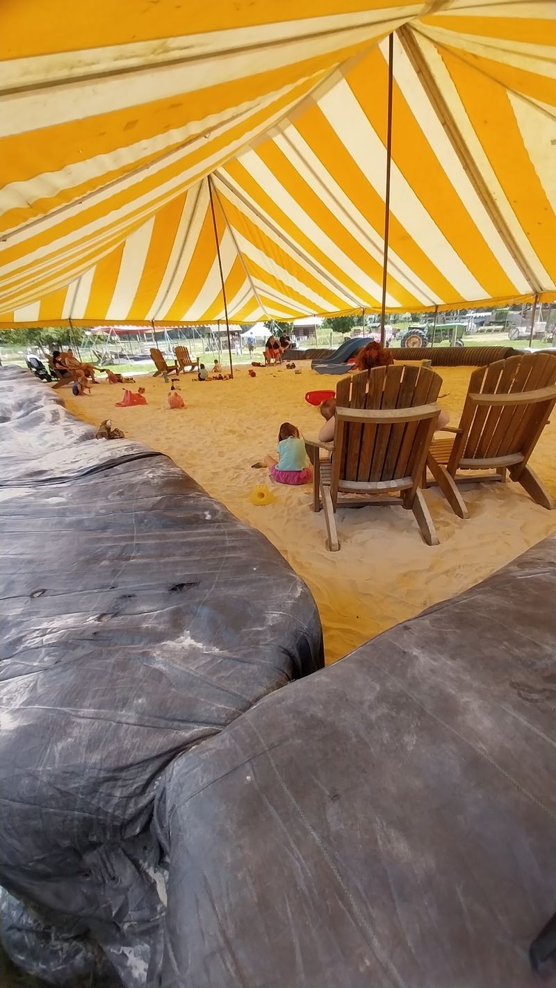 The FarmPark Where Kids Lose Track of Time The FarmPark Where Kids Lose Track of Time