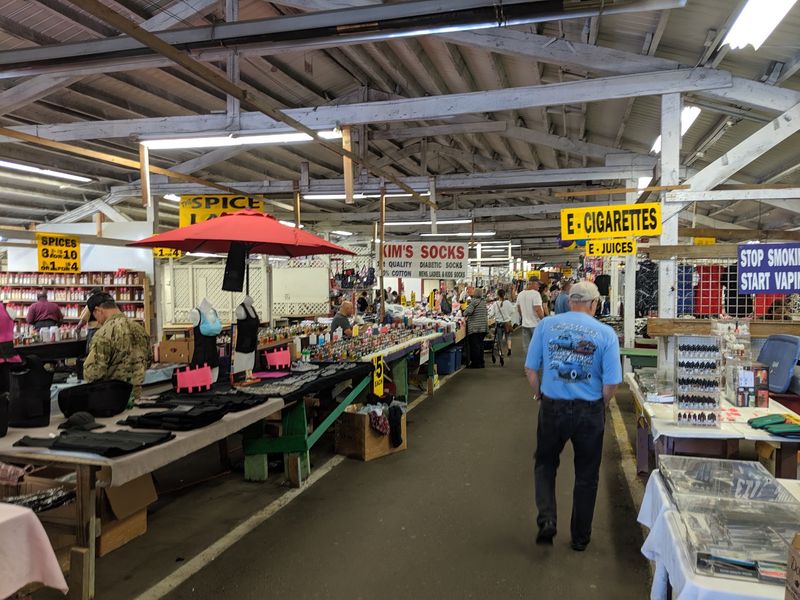 The Farmers Market and Flea Market Mashup The Farmers Market and Flea Market Mashup