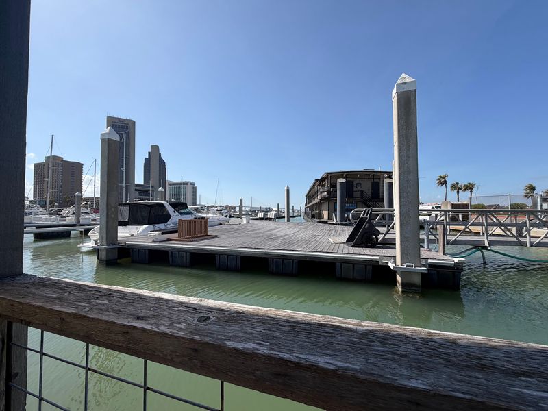 The Floating Dock That Moves With the Water The Floating Dock That Moves With the Water
