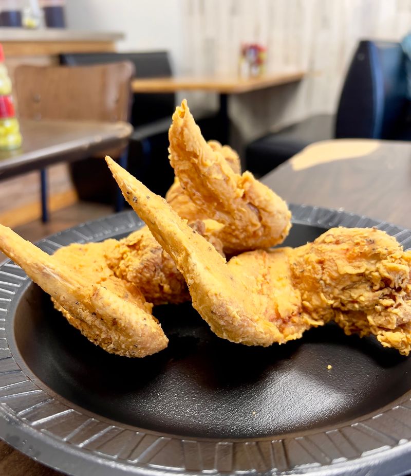 The Fried Chicken That Earns the Reputation The Fried Chicken That Earns the Reputation