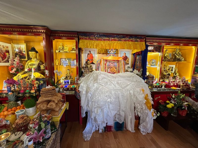 The Golden Hall That Surprises First-Timers The Golden Hall That Surprises First-Timers