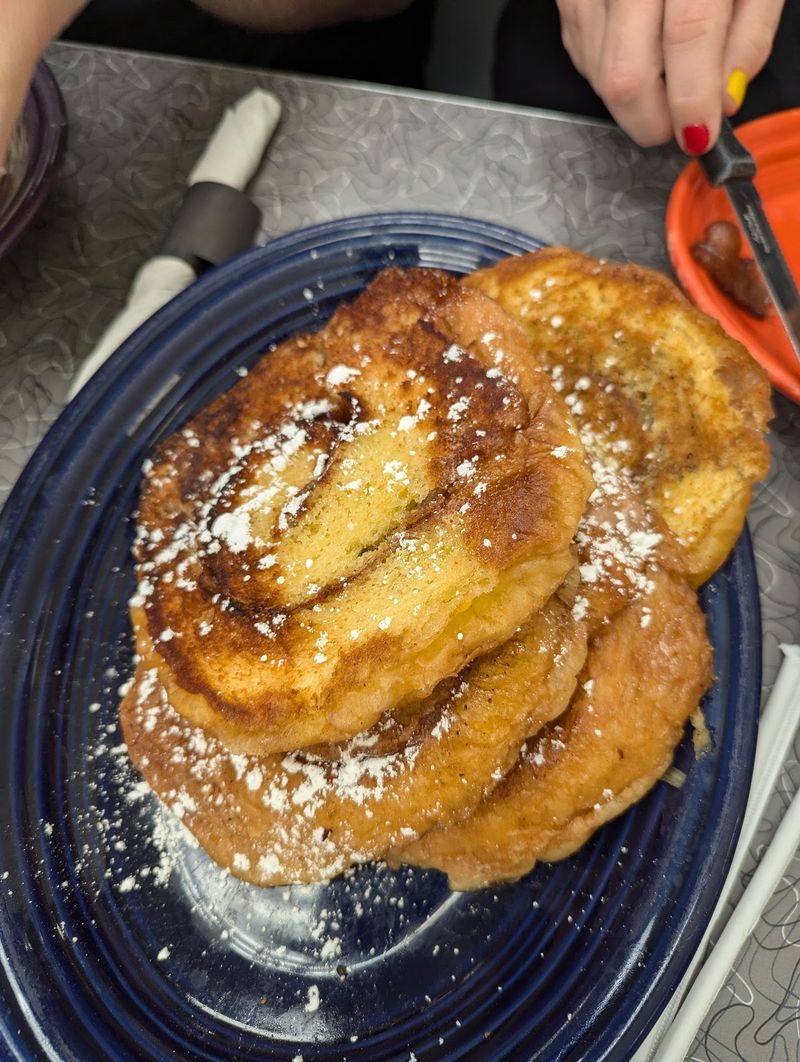 The Grilled Cinnamon Roll That Earns Its Own Fan Club The Grilled Cinnamon Roll That Earns Its Own Fan Club