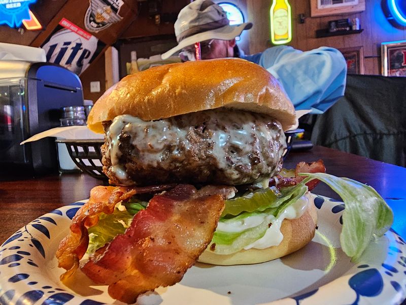 The Half-Pound Burgers That Built the Reputation The Half-Pound Burgers That Built the Reputation