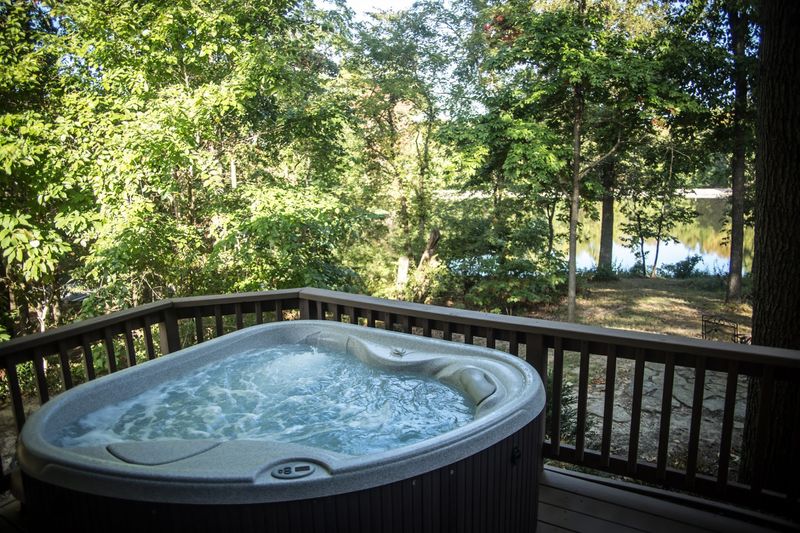 The Hot Tub Under an Open Sky
