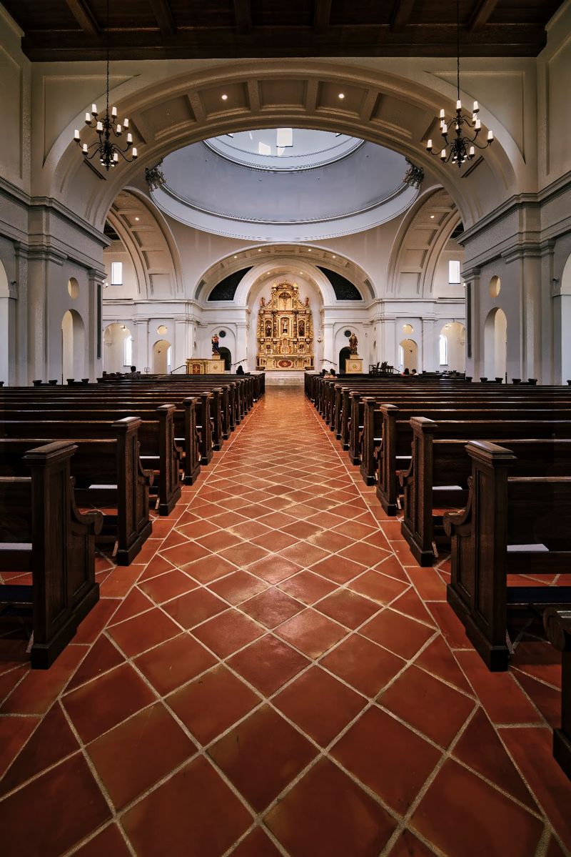 The Main Sanctuary and Its Jaw-Dropping Interior