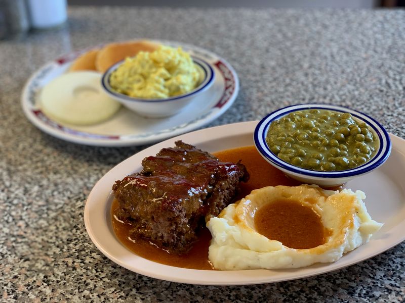 The Meat and Three Tradition The Meat and Three Tradition