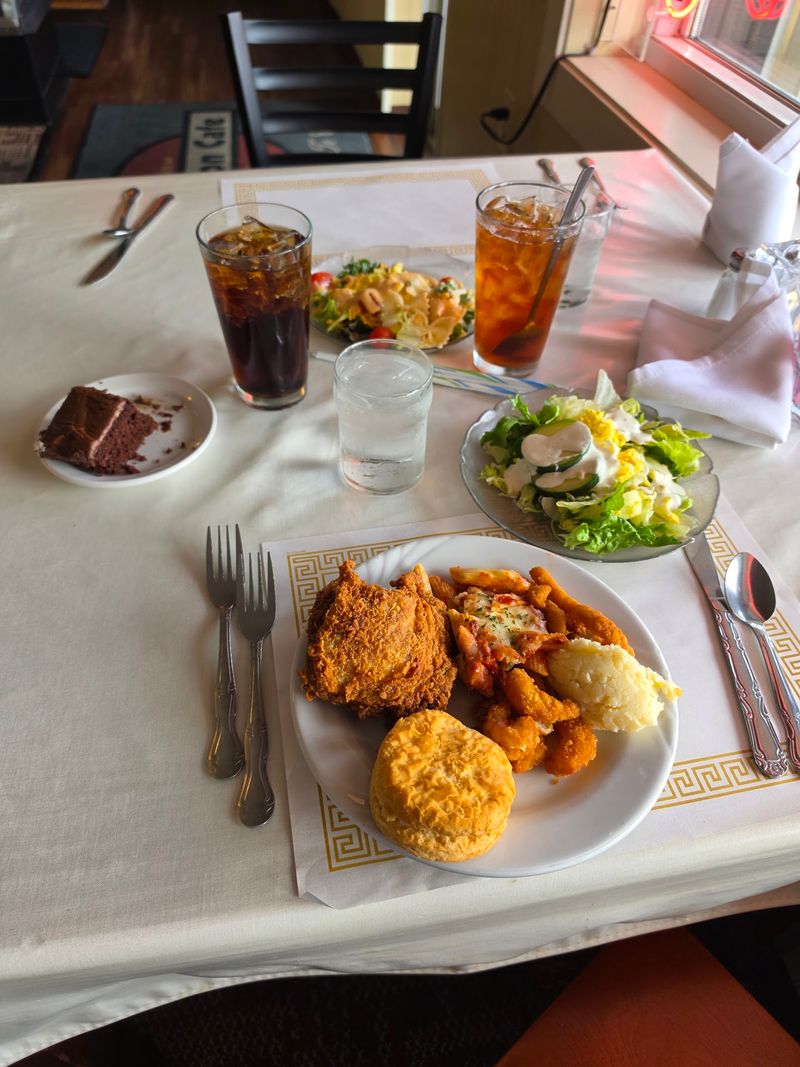 The Menu: Comfort Food With Surprising Range The Menu: Comfort Food With Surprising Range