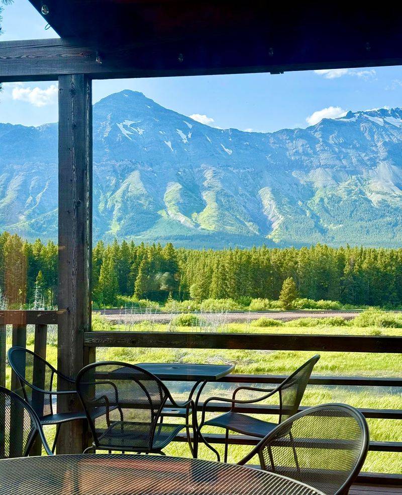 The Patio With the Unbeatable View The Patio With the Unbeatable View
