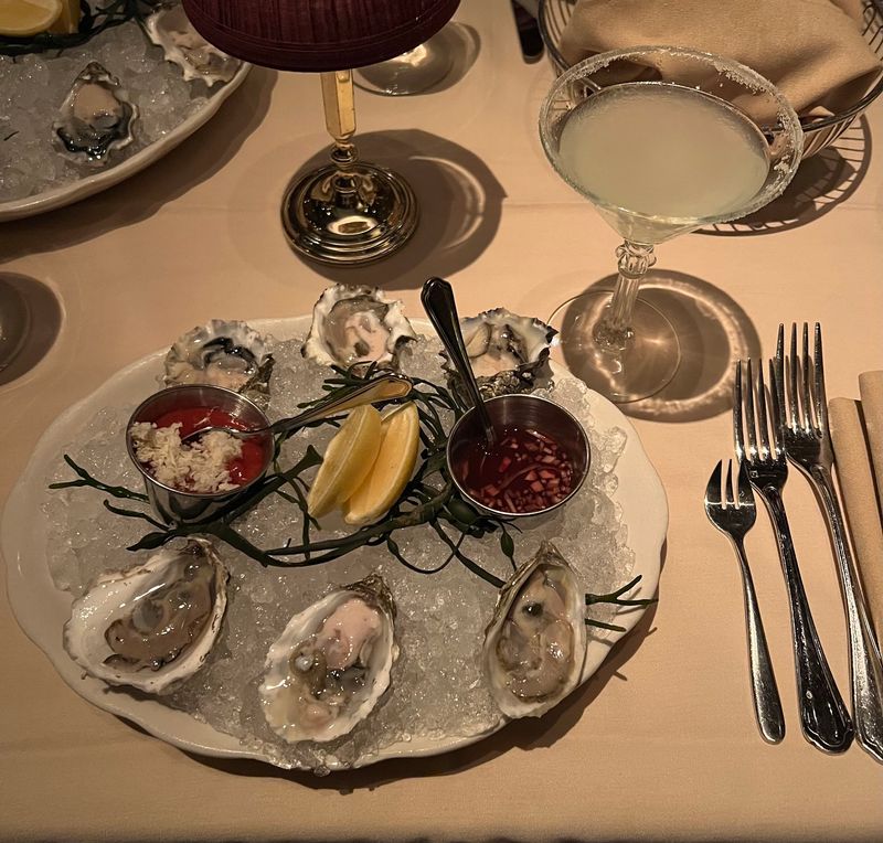 The Raw Bar That Rivals Any Coastal Seafood Spot