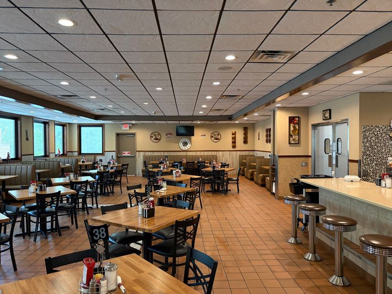 The Story Behind the Diner and Its Old-School Spirit The Story Behind the Diner and Its Old-School Spirit