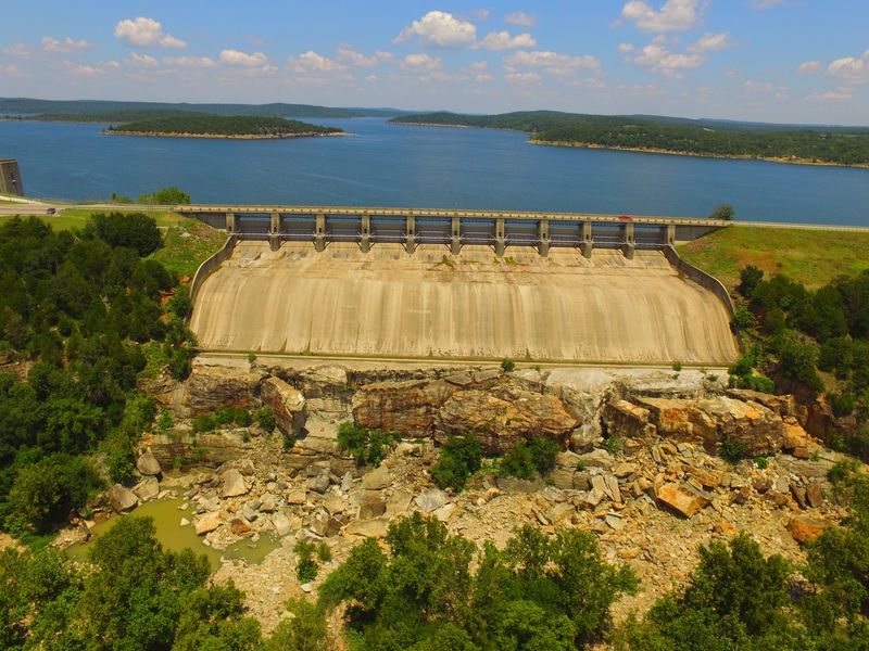 The Story Behind the Reservoir The Story Behind the Reservoir