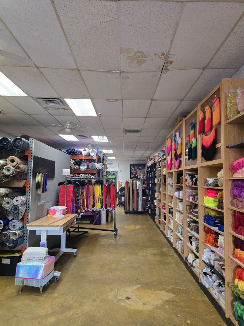 The Warehouse Feel That Makes Prices Possible The Warehouse Feel That Makes Prices Possible