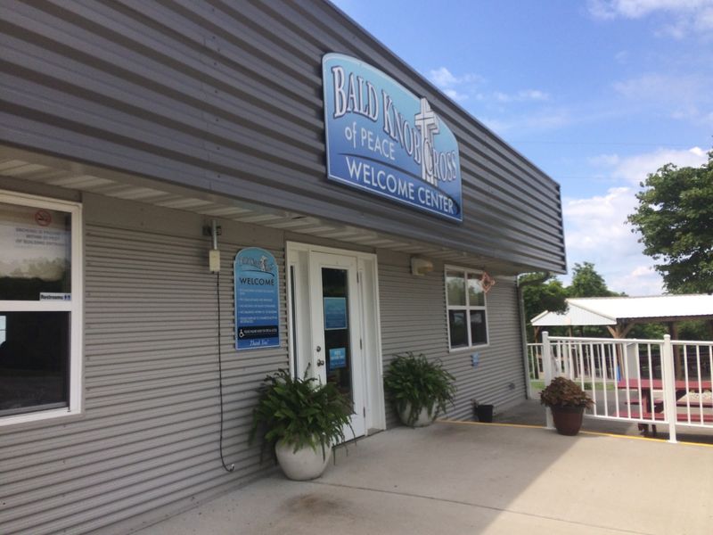 The Welcome Center, Gift Shop, and On-Site Amenities The Welcome Center, Gift Shop, and On-Site Amenities